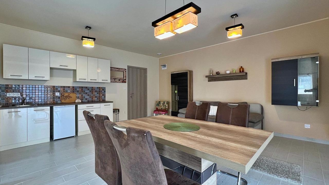 Gardencity Apartmanhaz Győr Zewnętrze zdjęcie