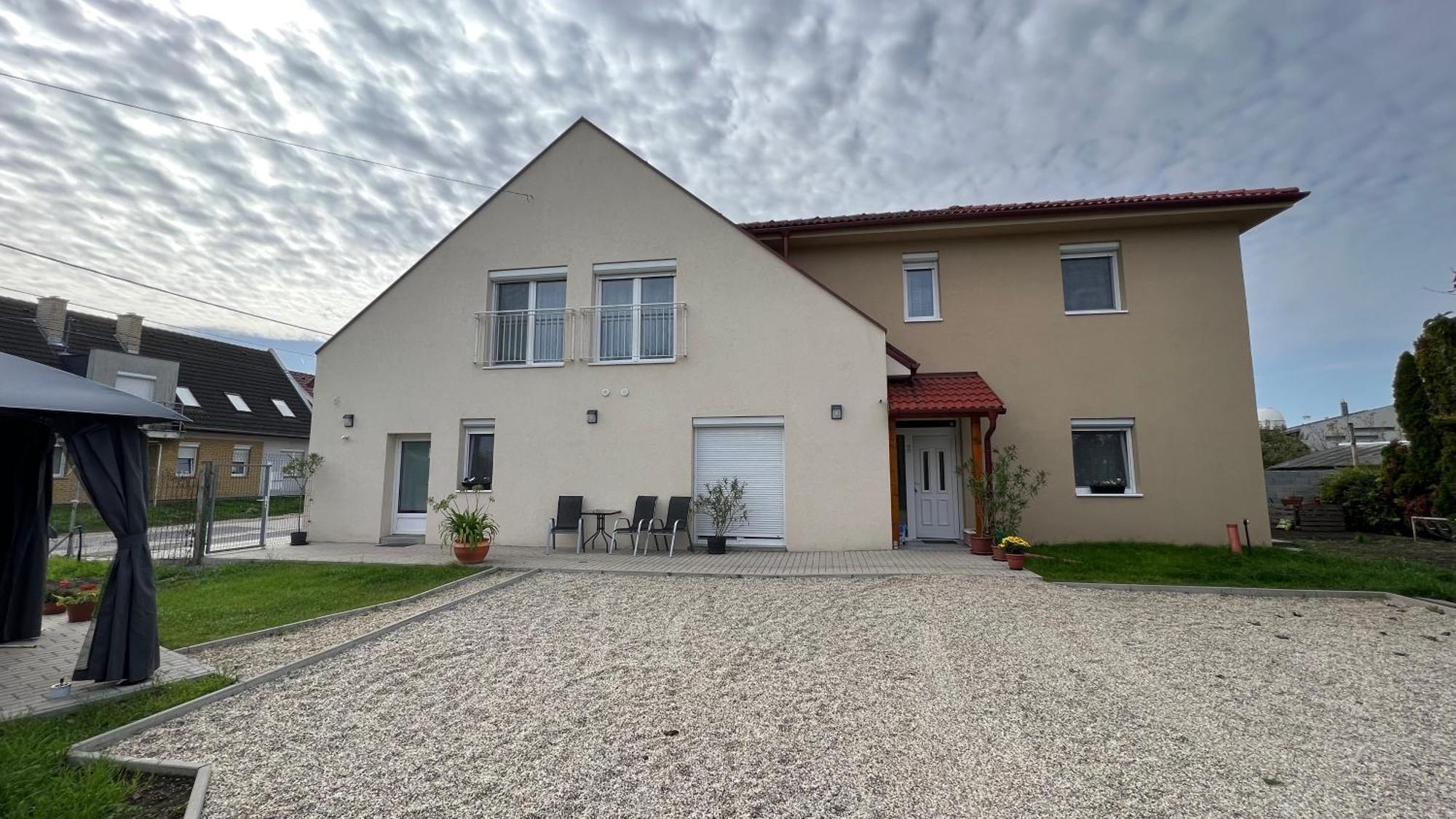 Gardencity Apartmanhaz Győr Zewnętrze zdjęcie